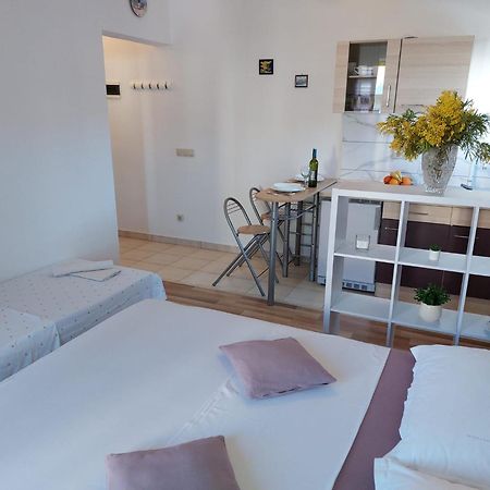 Studio Apartman I&R Čiovo Eksteriør billede